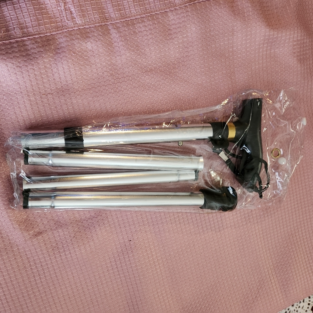 Walking Stick Easily To Folding A Storage - image 5